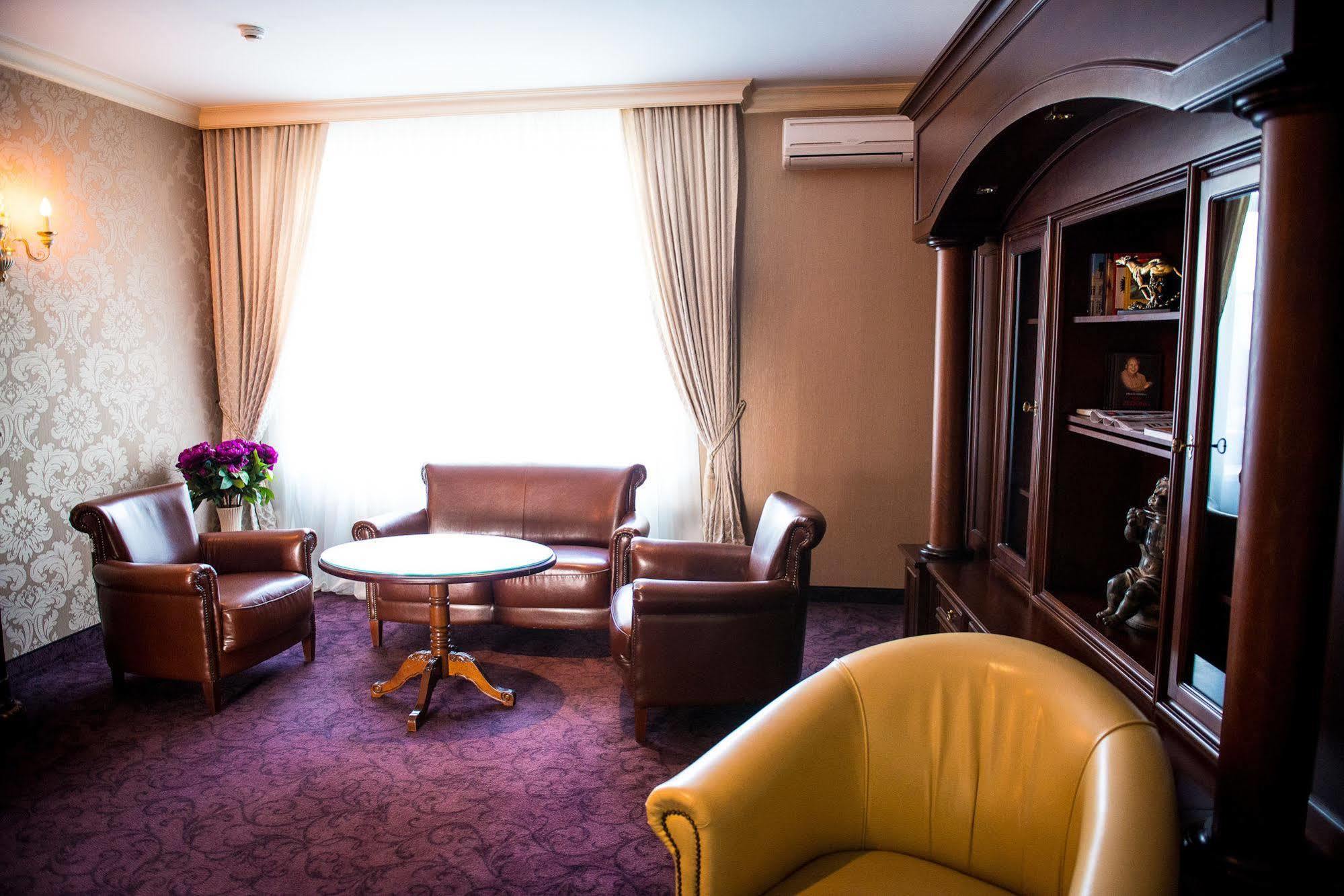 Savoy Hotel